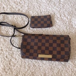 LV purse with small change bag!!!